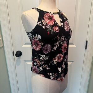 White House Black Market Womens XS Floral Notched Neck Sleeveless Pullover top